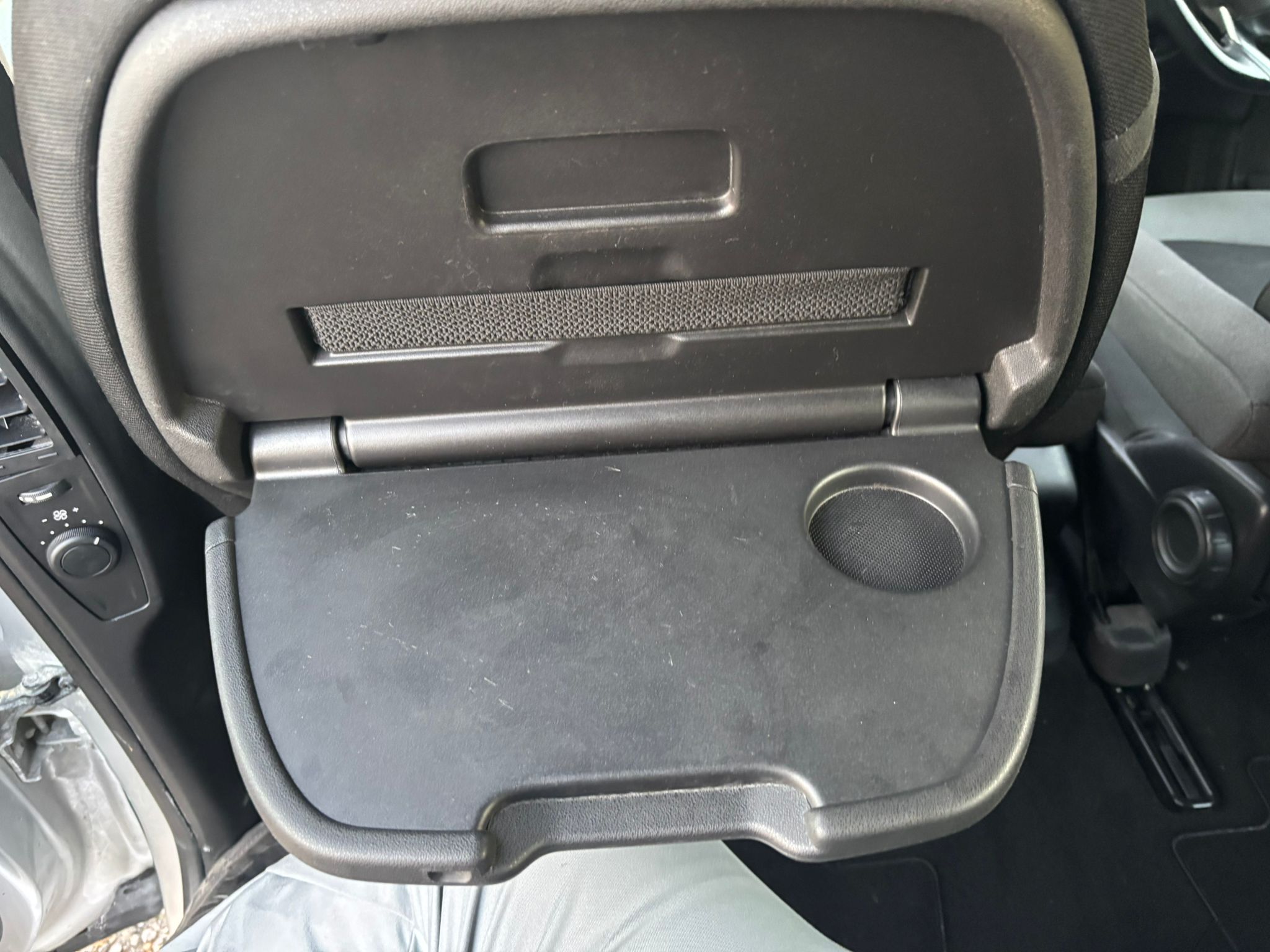 Citroen Grand Brothers Car Sales 